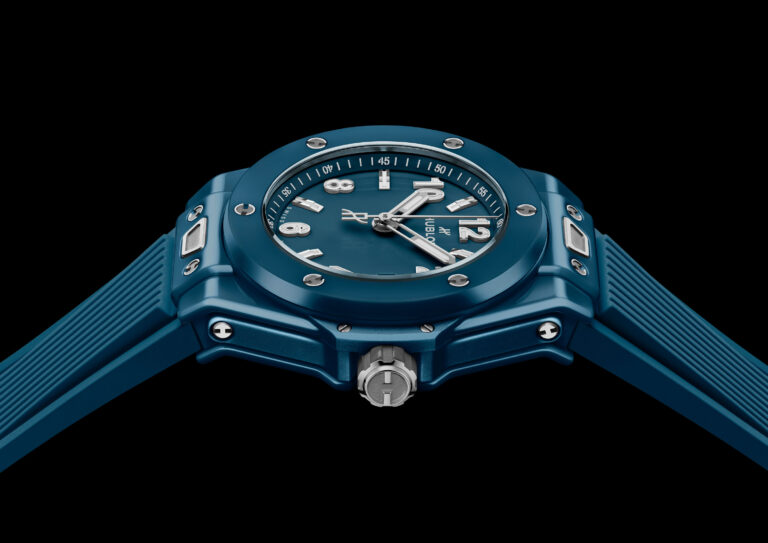 The Big Bang Petrol Blue Ceramic 33 mm offers a more unisex appeal