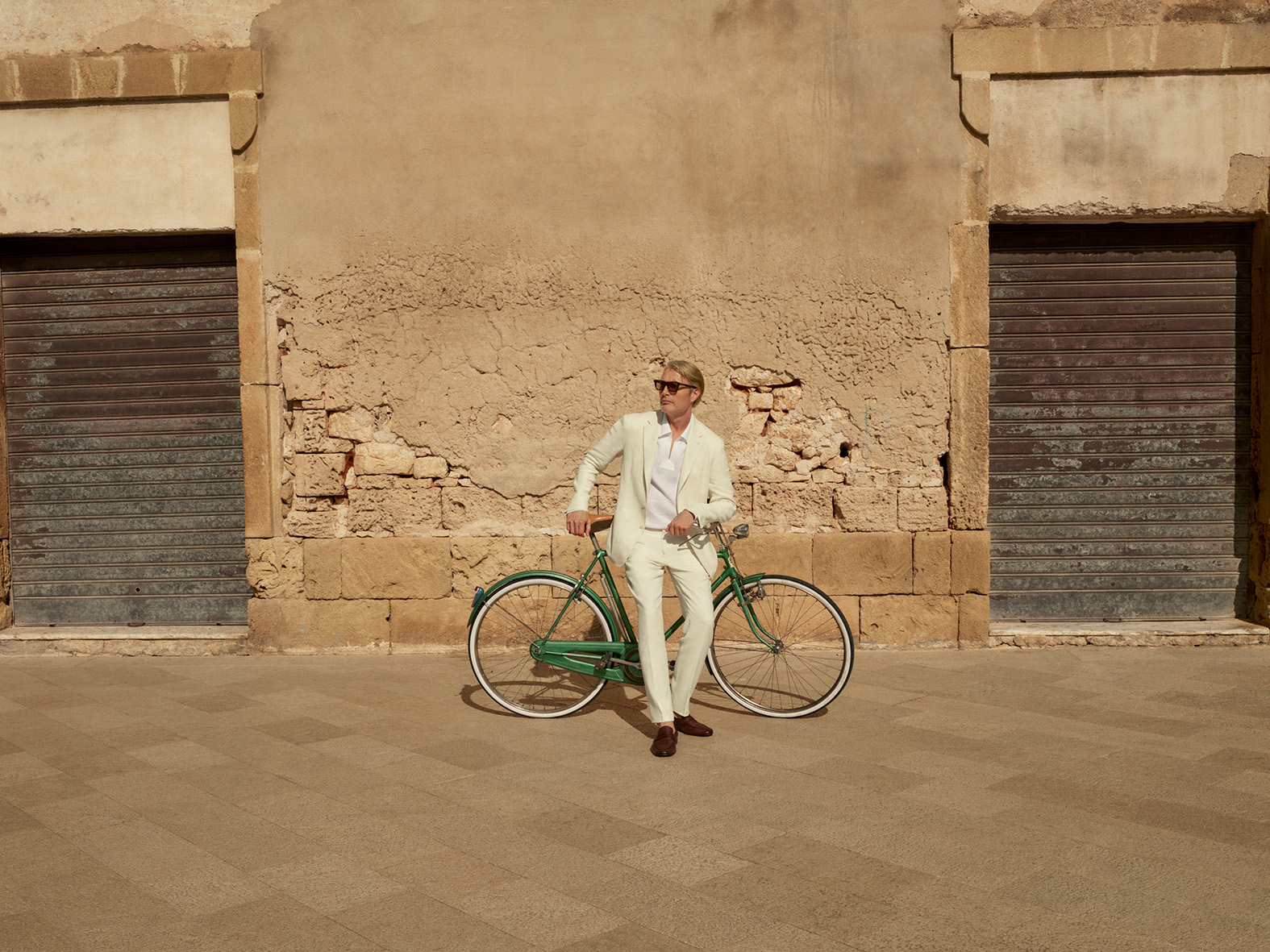 OASI LINO SUMMER 2025 CAMPAIGN IMAGES_MADS MIKKELSEN_ HERO